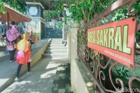 Ritual Jumaat Pon di gunung Ke