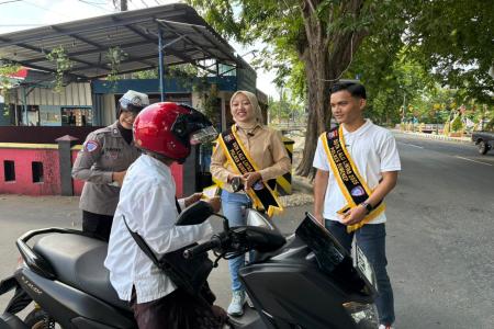 Polres Sumenep Edukasi Masyarakat Tertib Lalin Melalui Polantas Menyap