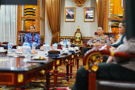 Audiensi Dengan Menhut Kapolri Siap Be