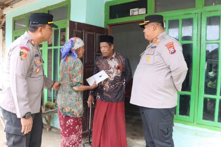 KAPOLRES PASURUAN SALURKAN BANTUAN