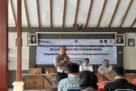 KOLABORASI SATLANTAS DAN JASA RAHA